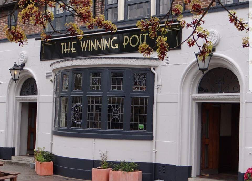 LorriesRedux's tweet photo. 31 years ago tonight, The Winning Post pub in York hosted a Red Lorry Yellow Lorry warm up gig here on 29th April 1987 for their London ULU gig on 30th.    

#redlorryyellowlorry #lorriesredux #york #yorkwinningpost #smashedhits #paintyourwagon #talkabouttheweather https://t.co/0SGtysUbXF