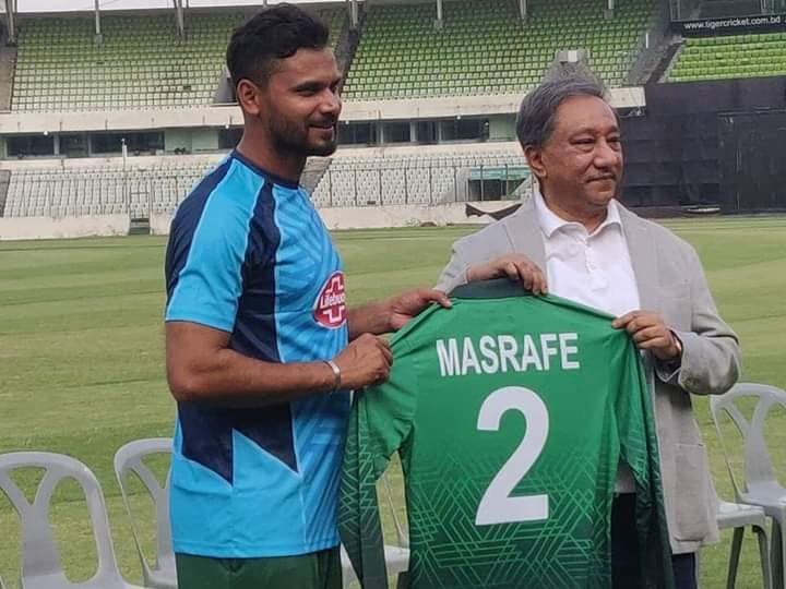 Pobitrodebnath's tweet image. Changes to the Bangladesh Cricket Team&apos;s Clothing. Most cricket lovers are not satisfied.
#GOTS08E03 
#LesPetisMouchoirs
#TPMPJeu
#NotToday 
#Boyz_N_the_hood
#HappyBirthdayRohit 
#DellTechWorld
#Abu_Bakr_al_Baghdagi
#GameofThronesseason8episode3