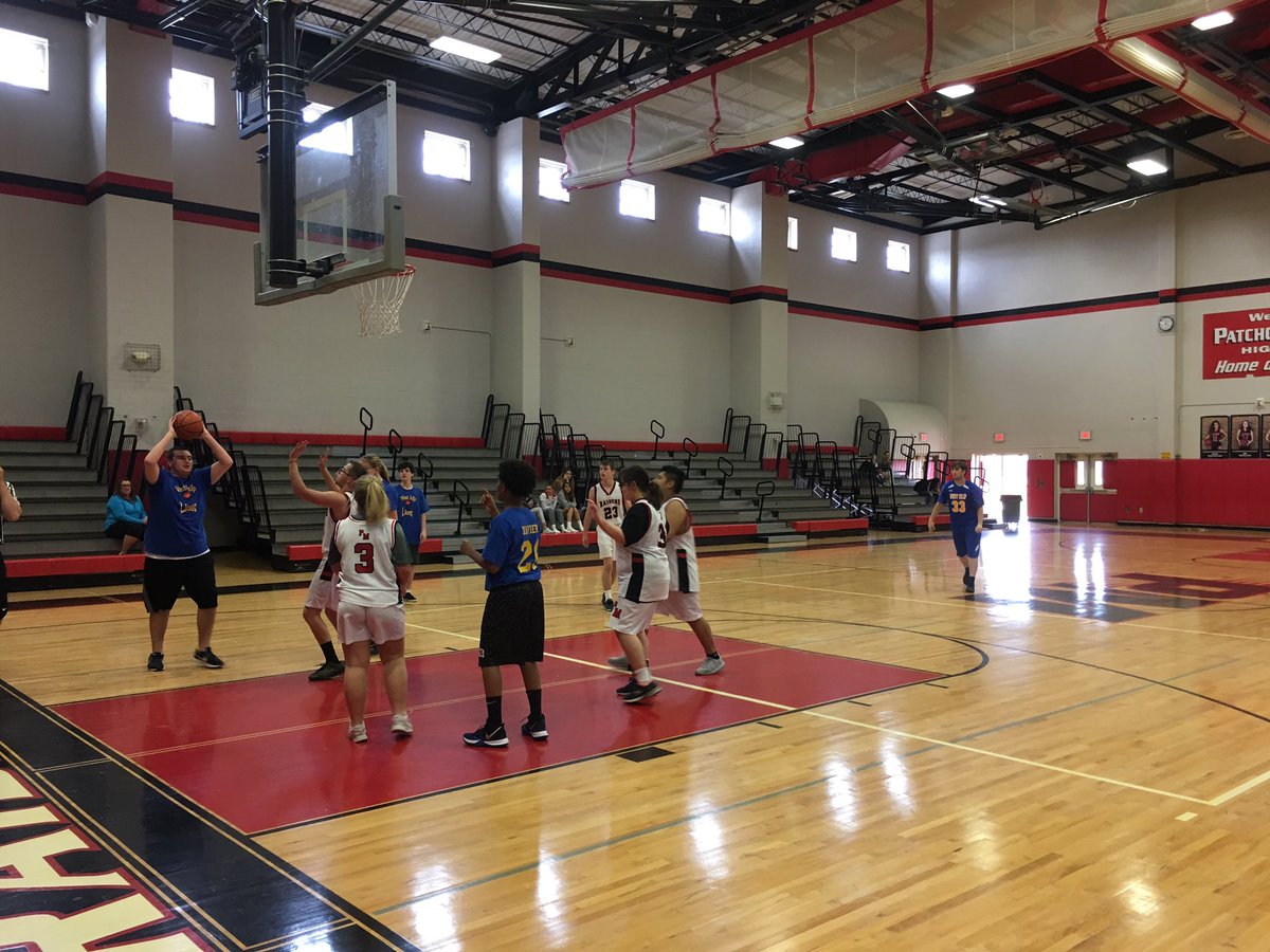 PatMedAthletics's tweet image. Great 1st Scrimmage for our Unified Basketball Team!! Thank you @WestIslipLions for participating! Outstanding job by both teams! 1st game on 5/2 @PatMedHS at 4pm! @UnifiedSportsNY @SOUnifiedNY @PM_girlsBBALL @PMSchoolsSupe @JessicaLukas15 @PatMedSchools @SectXISuffolk @NYSPHSAA
