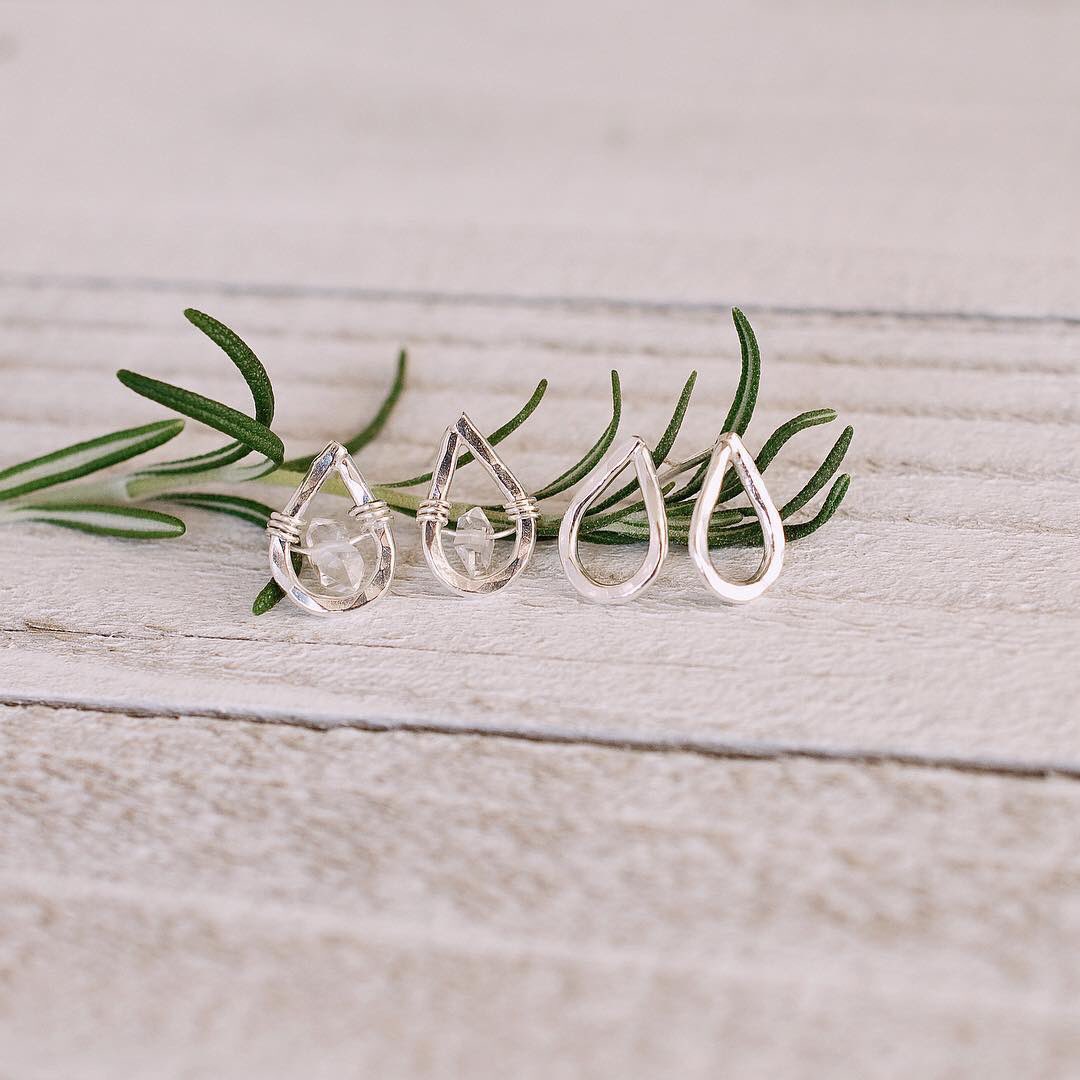 ZoesHouseAdopt's tweet photo. Friends of Zoe’s House have created these beautiful earrings to honor birth moms and support life. Check them out here: https://t.co/zklYKyY2kF https://t.co/V9aGpkTcAh