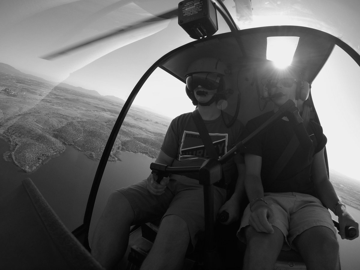 UpperLimit's tweet image. No matter what #aircraft or #career your final goal is, the starting point for all future #pilots is the same: #flighttraining Call 801-596-7722 and book your #introflight today!