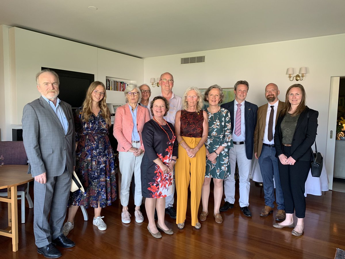 Good exchange between Embassy, Portuguese-Swedish Chamber of Commerce <a href="/camara_sueca/">CLS - Câmara de Comércio Luso-Sueca</a> , Swedish School, #Swea and Swedish club. Swedish presence keeps on growing and many activities going on. Thank you all for participating and contributing. <a href="/TeamSwedenSE/">Team Sweden</a>