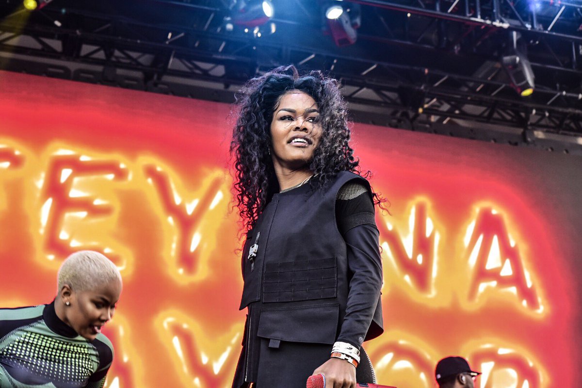 boombaptism's tweet photo. All hail | @TEYANATAYLOR x @BroccoliCity #BCWEEKEND19
📷 @boombaptism for @DJBooth https://t.co/bK8exp1cZS