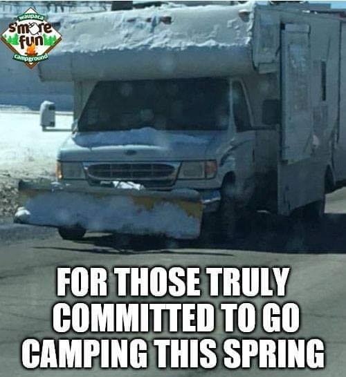 Clarkgriswld's tweet photo. That there's an RV Clark. Now you don't go fallin' in love with it #chicago #Illinois  #camping #vacation #travel #travelgram #instatravel #trip  #instagood #photooftheday #spring #traveling #travelling #tourism  #adventure #tourist #travelblogger #fun #beautiful #explore https://t.co/TWUuFVHYCL