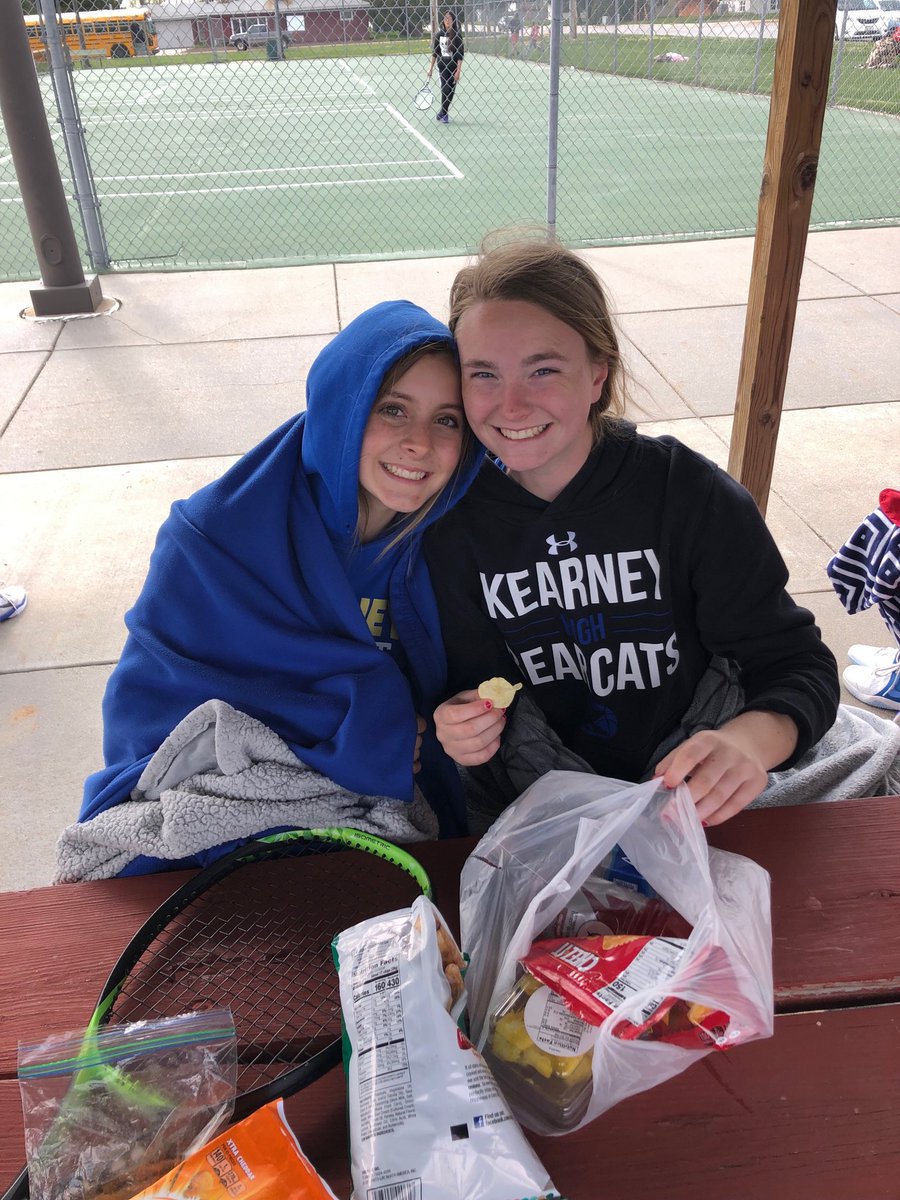 Enjoying a snack with friends after a 6-0 victory!
Hannah served an ace to win the match!
Tennis anyone