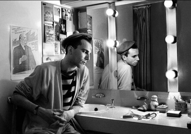 Happy birthday to the greatest of them all, happy birthday Daniel day Lewis      
