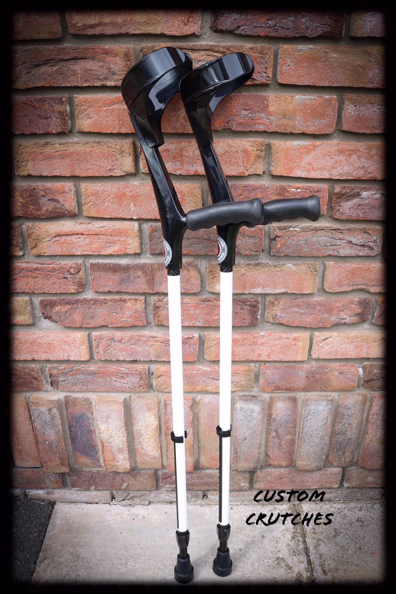 customcrutches's tweet photo. #carbonfibre https://t.co/asMSOTgd1V