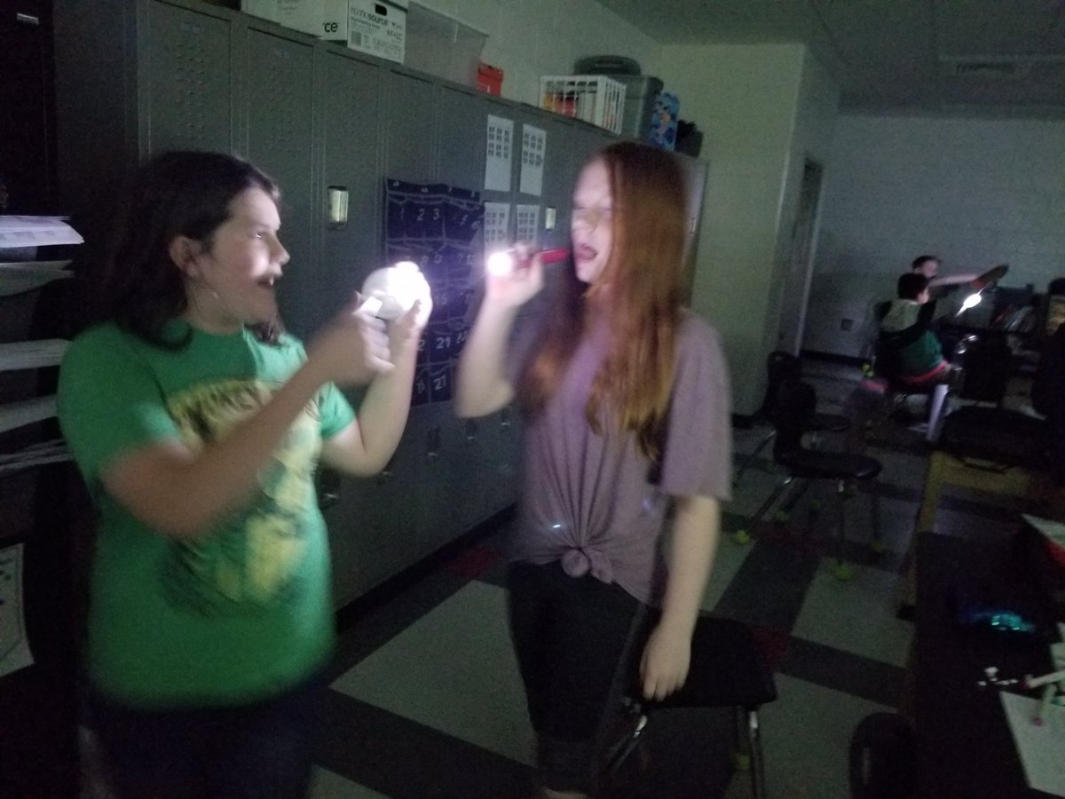 Lit_Cats's tweet photo. Developing models to explore the effect of Earth's rotation on seasons #dogpackrules #rmsdogpack #barrowbold https://t.co/X07jgYU3iY