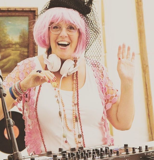 #pinkbeats #consiousbeats #djien #openupfestival2018 bit.ly/2DHML1M