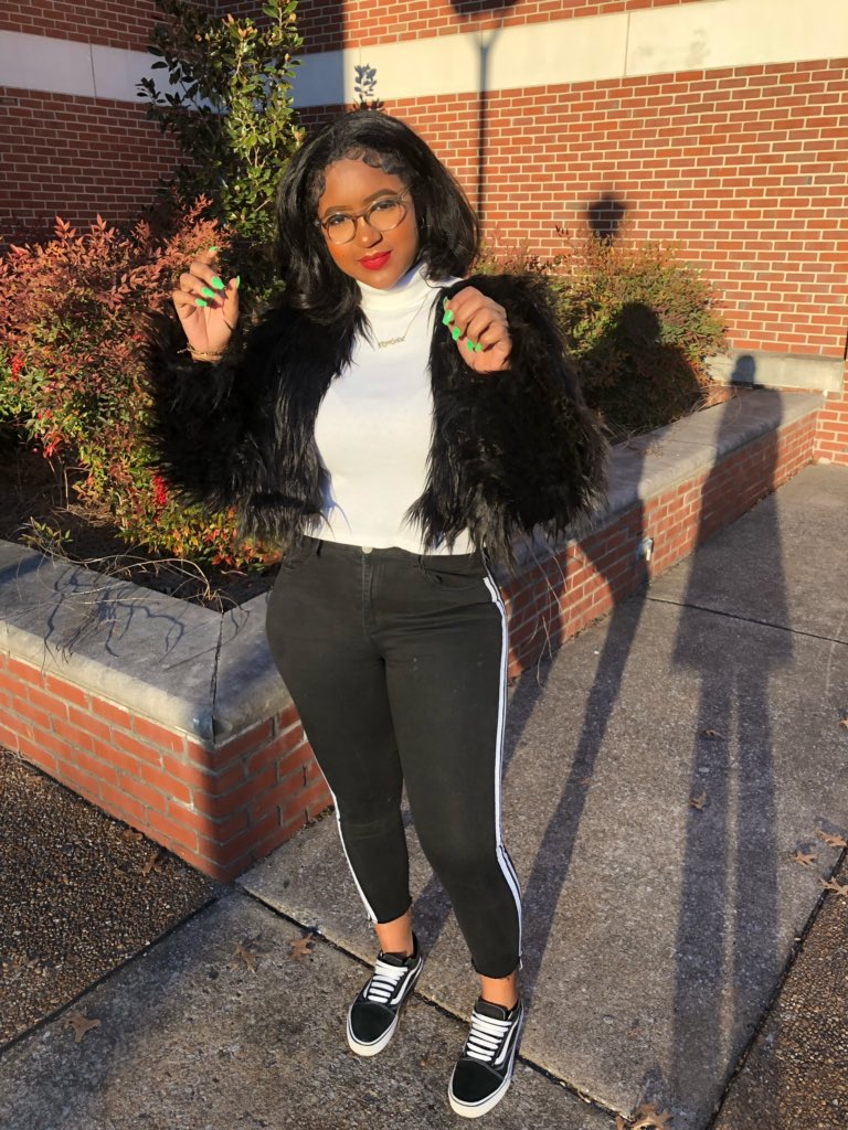 nyasade's tweet photo. Spring Semester recap thread...drop ya pics 🤩 https://t.co/j6CxhQTsS5