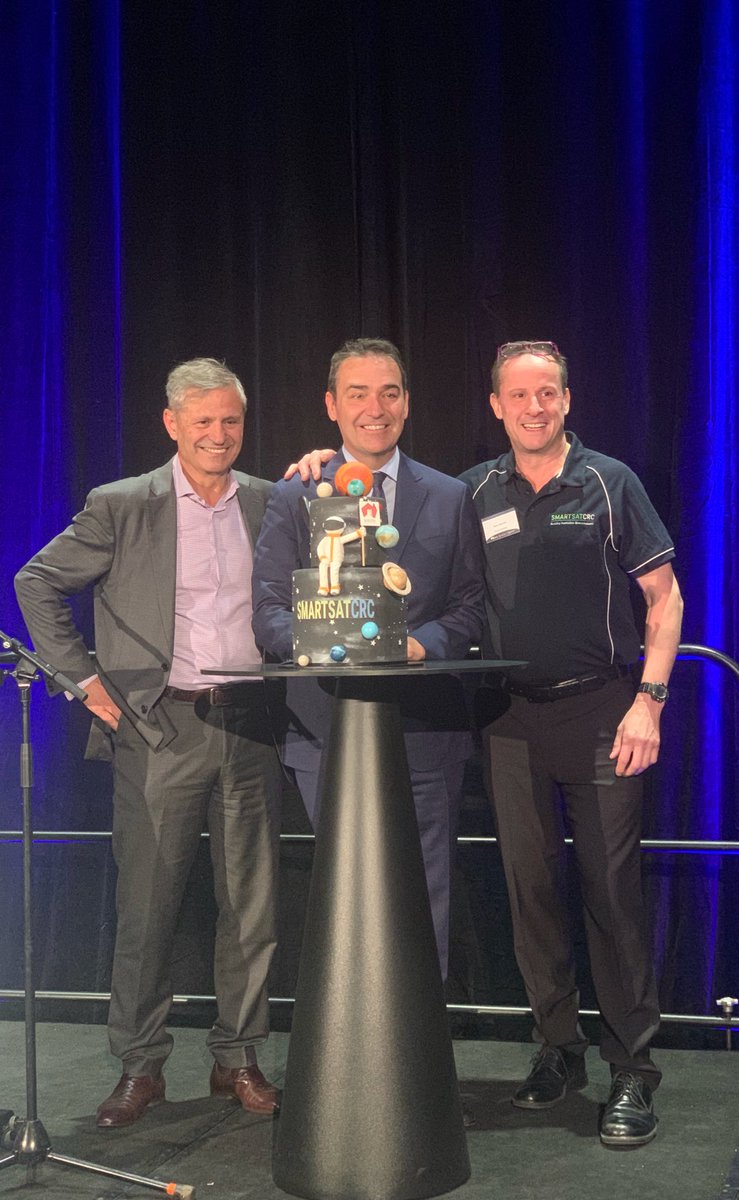 SASIC_Aus's tweet photo. It was fantastic to celebrate the success of the #SmartSatCRC bid & thank all involved with Premier @marshall_steven last night. It’s another exciting win for South Australia and the nation & will take our #space sector to the next level 💫 https://t.co/X1384syvpB