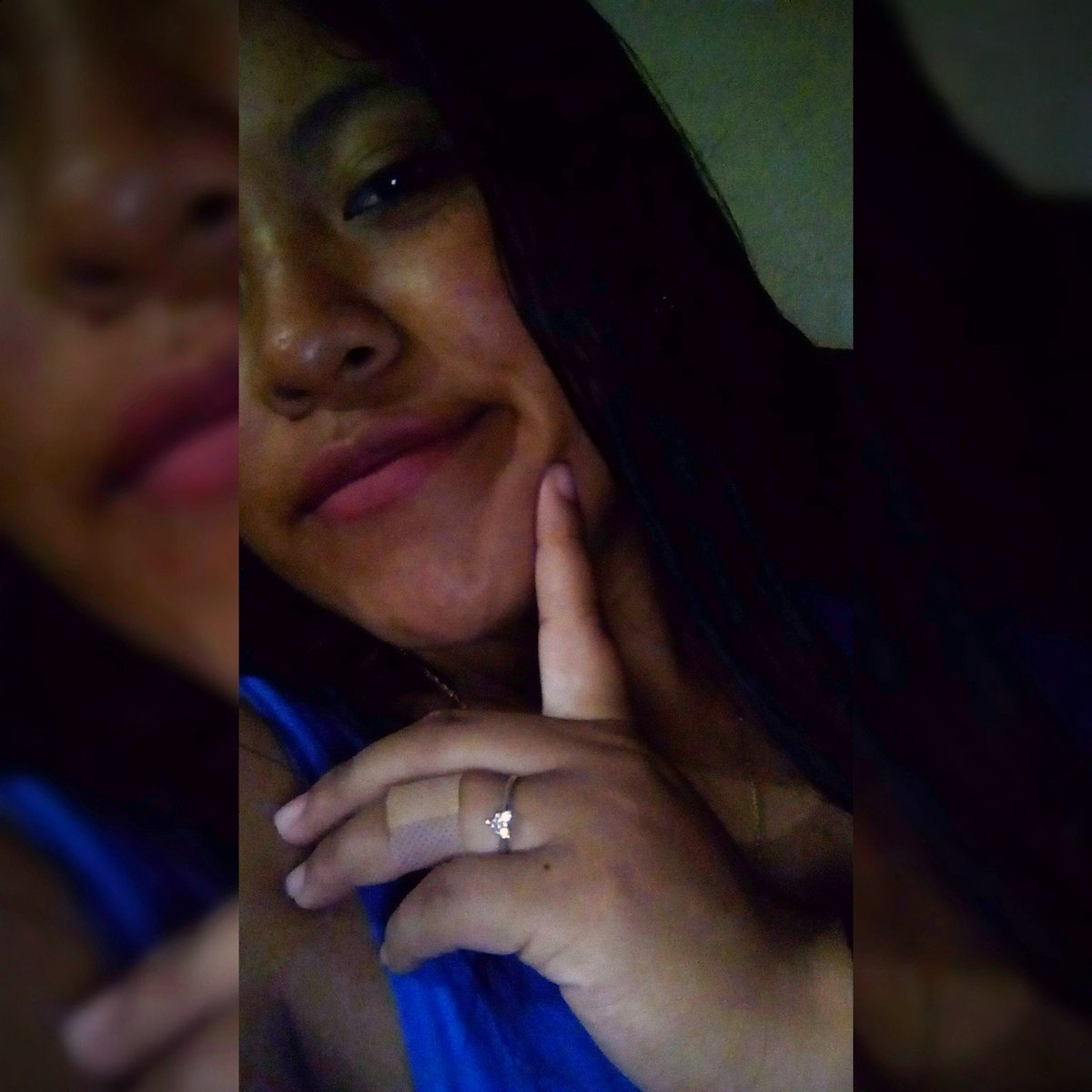AninhaGonalve18's tweet photo. Boa noite❤☺ https://t.co/UnM0SOG4Fs