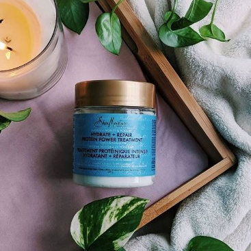 SheaMoistureCA's tweet photo. We've been getting so much ❤️ for our Manuka Honey &amp; Yogurt Hydrate + Repair Protein Strong Treatment w/ Marufa &amp; Baobab Oils. Amazing for combating breakage &amp; split ends. Just ask @_tamethemane. She's been loving it! Coming soon to a @londondrugs and @rexalldrugstore near you! https://t.co/4D9BwiISYb