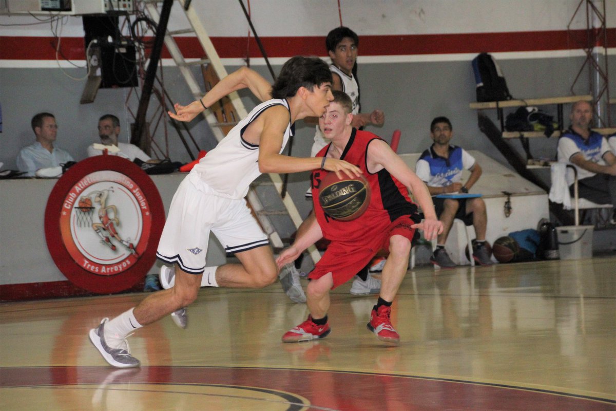 NaranjaZona's tweet photo. #LigaJunior2019
ESTUDIANTES (BB) VENCIO A ARGENTINO JR.
En el partido correspondiente a la 1° fecha de las revanchas de la 29° Liga Juvenil U19,ayer,el bicho cayó de local frente a Estudiantes de Bahia Blanca por 85 a 46 en el cajón rojo,goledor Bernabé Gutierrez con 11 puntos. https://t.co/IeG27QAUfM