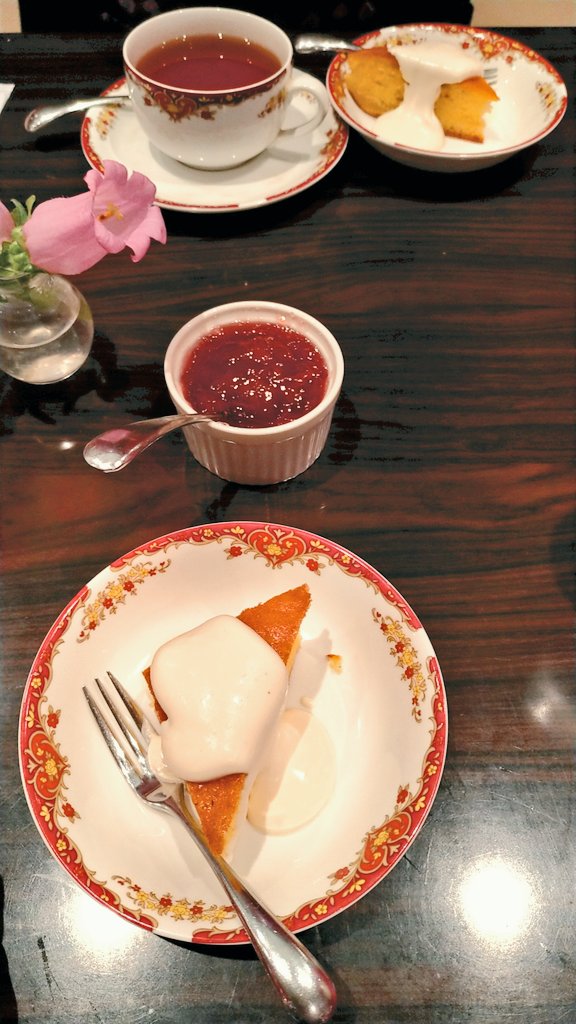静 昨日食べたロシア料理がめちゃくちゃ美味しかった ボルシチ ピロシキ サーモンとサワークリームのブリヌイ つぼ焼き 林檎ケーキと薔薇ジャムとロシアンティー T Co Vvucwcm1cd Twitter 静 昨日食べたロシア料理がめちゃくちゃ美味しかった ボルシチ ピロシキ サーモンとサワークリームのブリヌイ つぼ焼き 林檎ケーキと薔薇ジャムとロシアンティー T Co Vvucwcm1cd Twitter