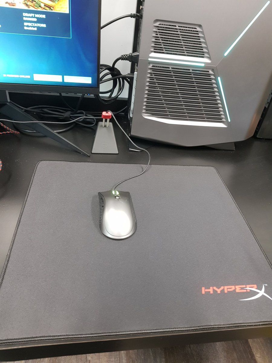 Thank u <a href="/HyperX/">HyperX</a> for clutching it and sending me mousepad in one day.