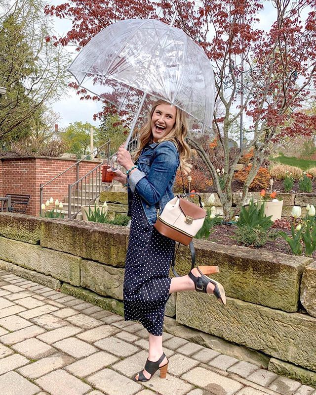 Here’s the thing: You can either be pissed at the rain or grab your favorite drink and laugh right through it💁🏼‍♀️⁣
⠀⠀⁣
I actually had this talk with my business mentor today. I’ve been growing a ton behind the scenes in my biz which calls for a TON … bit.ly/2V3NqW2