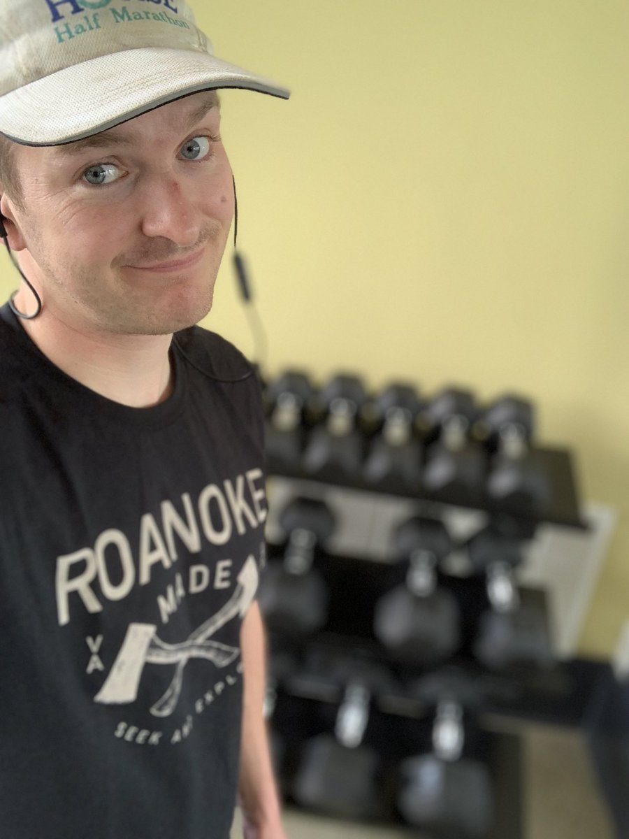 ChrisStrub's tweet photo. @RoanokeMaven @markwschaefer @SMExaminer @robertoblake It was such a joy to meet you! And I finally got the #RoanokeMade shirt on yesterday ... one of the most comfortable in my wardrobe now, so it’ll become a staple for sure! #SMMW19 #ScreenshotAwesome https://t.co/H1kw7uqv05