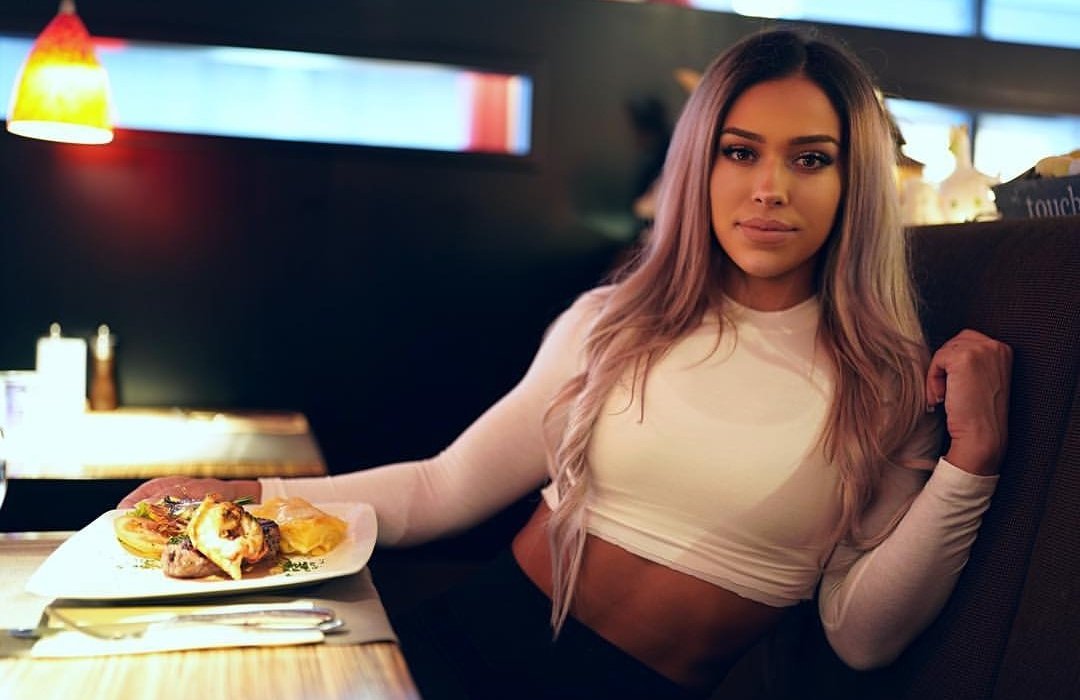 Brielynn Cooke (@cookeupastorm) on Twitter photo 