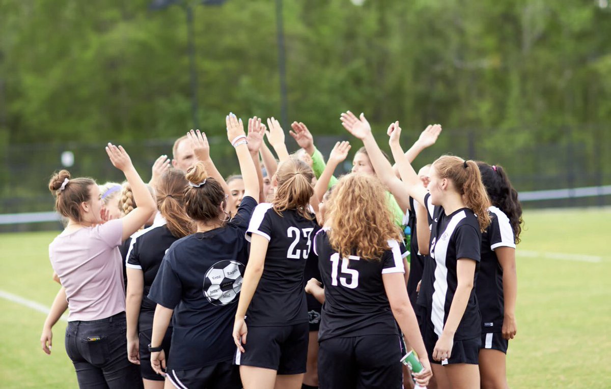 SmithsSoccer's tweet photo. ‼️⚽️1st round of Playoffs⚽️‼️
Smiths Station 🆚 Enterprise
📅 TOMORROW
⏰6:00 est with @SSHSMensSoccer to follow
📍Enterprise, AL #PantherPride #22always💜 https://t.co/lgiLMQXHNm