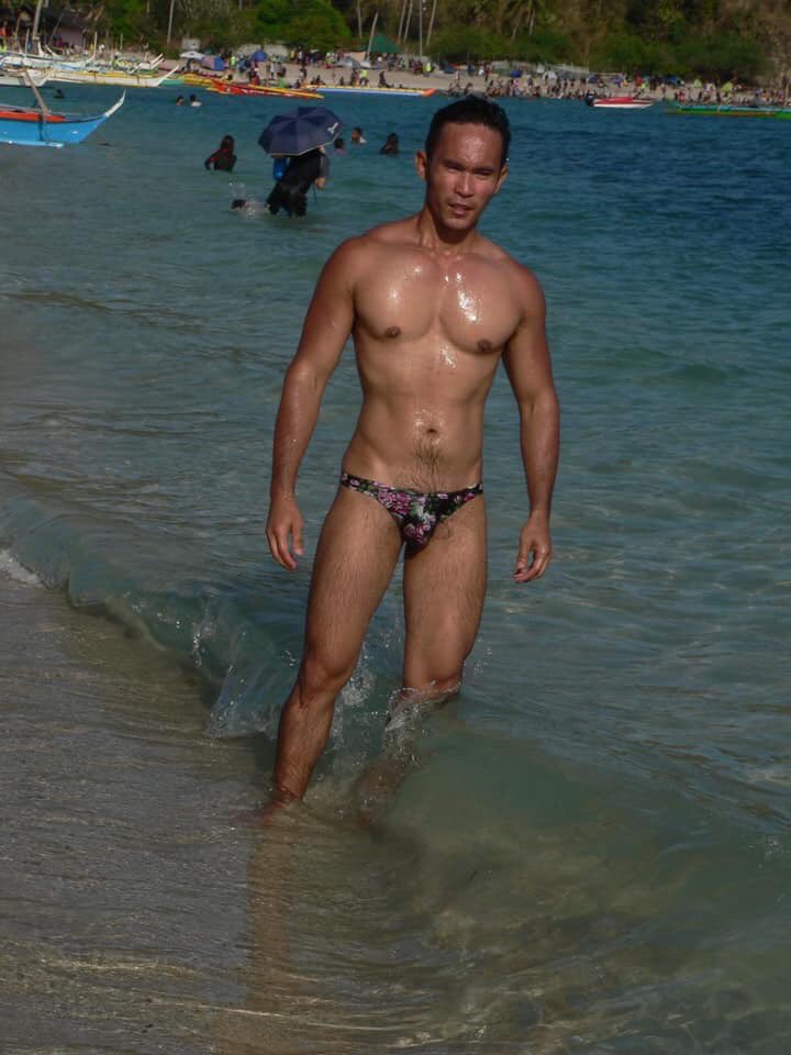 JunMarasigan06's tweet photo. “Smell the sea, and feel the sky. Let your soul and spirit fly.”

Photo Credit: Jhon Diocades

#MrPak #TheUnpakable #TheTraveler #Summer2019 #pinoy #pinoyasian #hunk #hunkpinoy #ThankYouLord https://t.co/vHMrMEB1UX