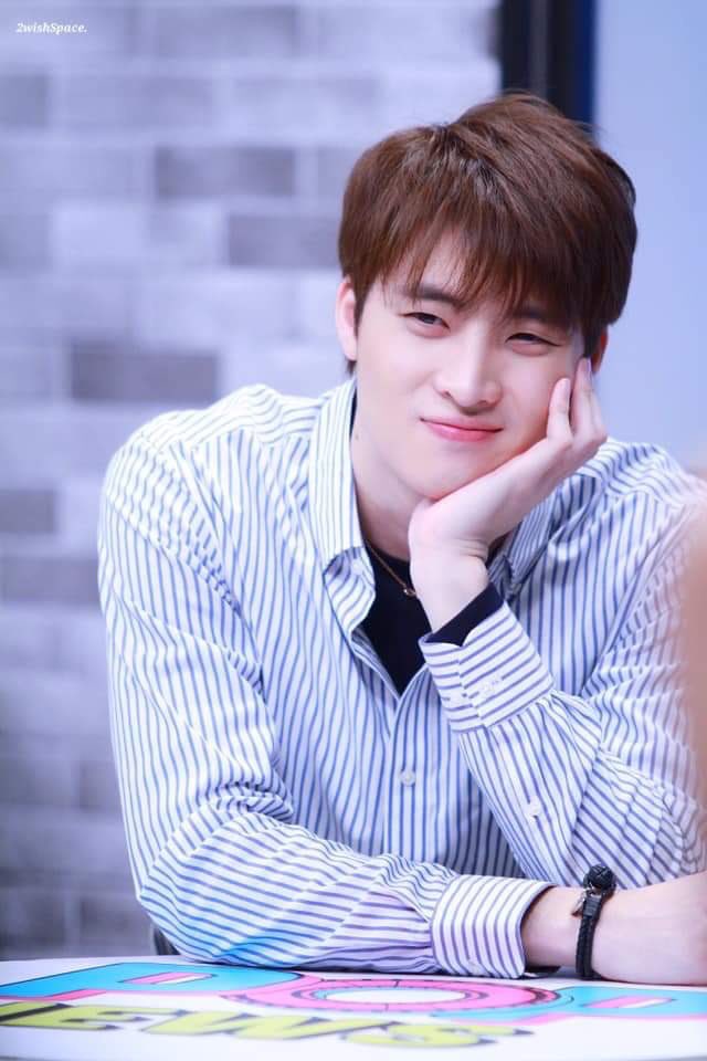 ChongFyin's tweet photo. @BKmaskofficial Waiting for Mean 💙💙💙
虽然麻麻我不能去
cr:logo
#MeanPhiravich https://t.co/WIWlk99HCI