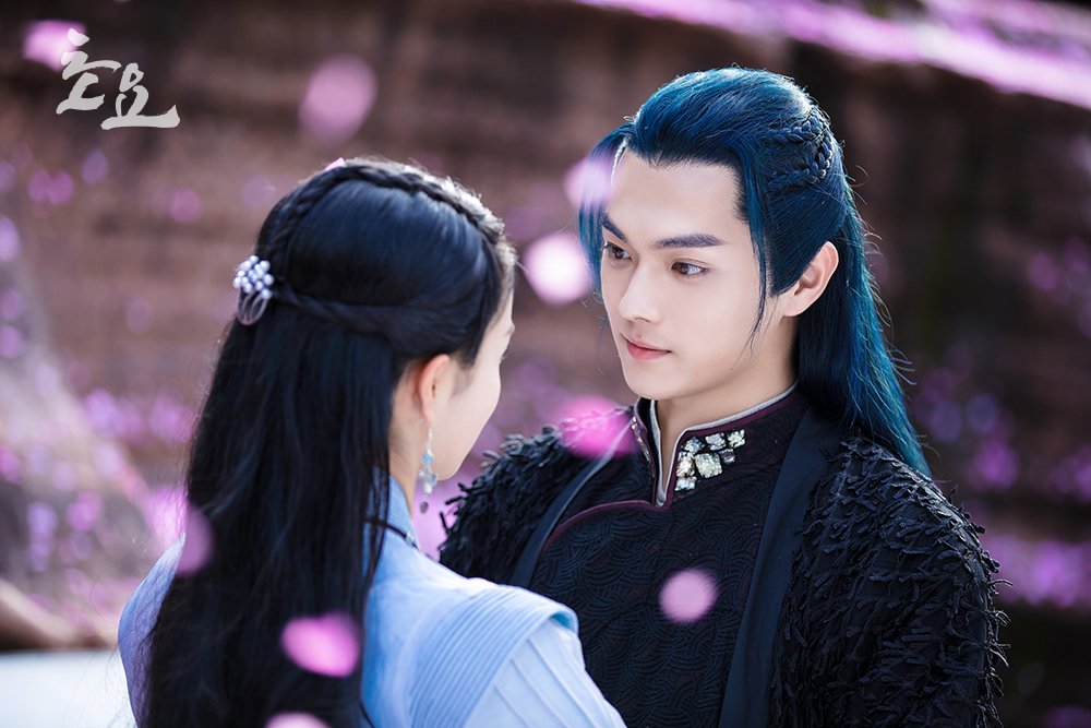 [🎬중드신작] 걸크러쉬 매력터지는 로초요와 마왕의 아들 려진란의 진실한 사랑 이야기💖 백록X허개 주연 <초요> 👉초요줄거리_등장인물 소개...