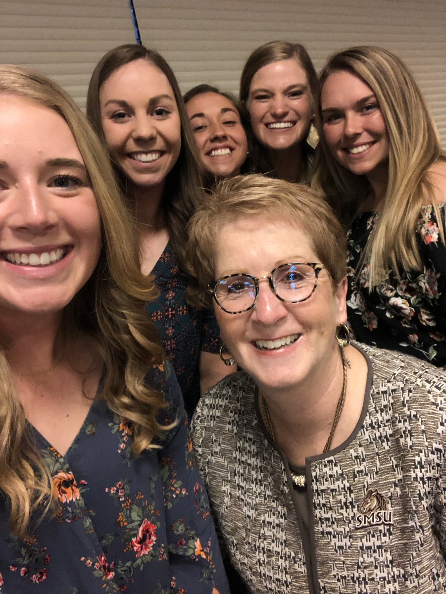 cull_megan's tweet photo. So happy to have had the opportunity to get to know the person who exemplifies what it means to be a mustang, @PrezGores 💛 we wish you a wonderful retirement! You’ll be missed!
Love, 
SMSU Softball 🐴🥎 https://t.co/N33OYJW1Sf