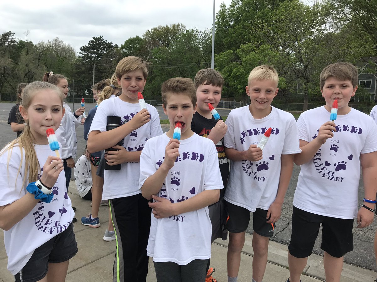 Thank you to the best prairie sixth graders for running the field day stations and being “coaches” for the kindergartens!  <a href="/prairie512/">Prairie Elementary</a>