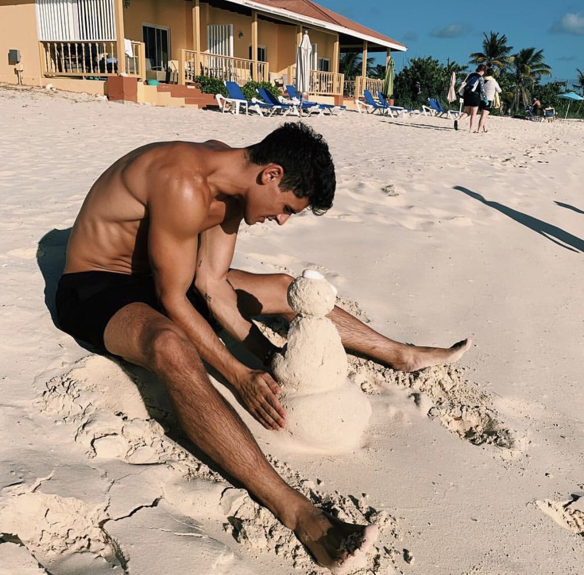 Chip_OUAT's tweet image. — 𝙲𝚑𝚒𝚙 𝚝𝚑𝚎 𝙲𝚑𝚒𝚙𝚖𝚞𝚗𝚔

       - 𝙱𝚛𝚘𝚝𝚑𝚎𝚛 𝚝𝚘 𝙳𝚊𝚕𝚎

       - 𝚂𝚒𝚗𝚐𝚎𝚛

       - 𝙱𝚒𝚜𝚎𝚡𝚞𝚊𝚕
   
       - 𝙲𝚕𝚊𝚒𝚖𝚎𝚍 𝚋𝚢 @NympharumAlium 

       - 𝙳𝚒𝚜𝚗𝚎𝚢 𝚁𝙿