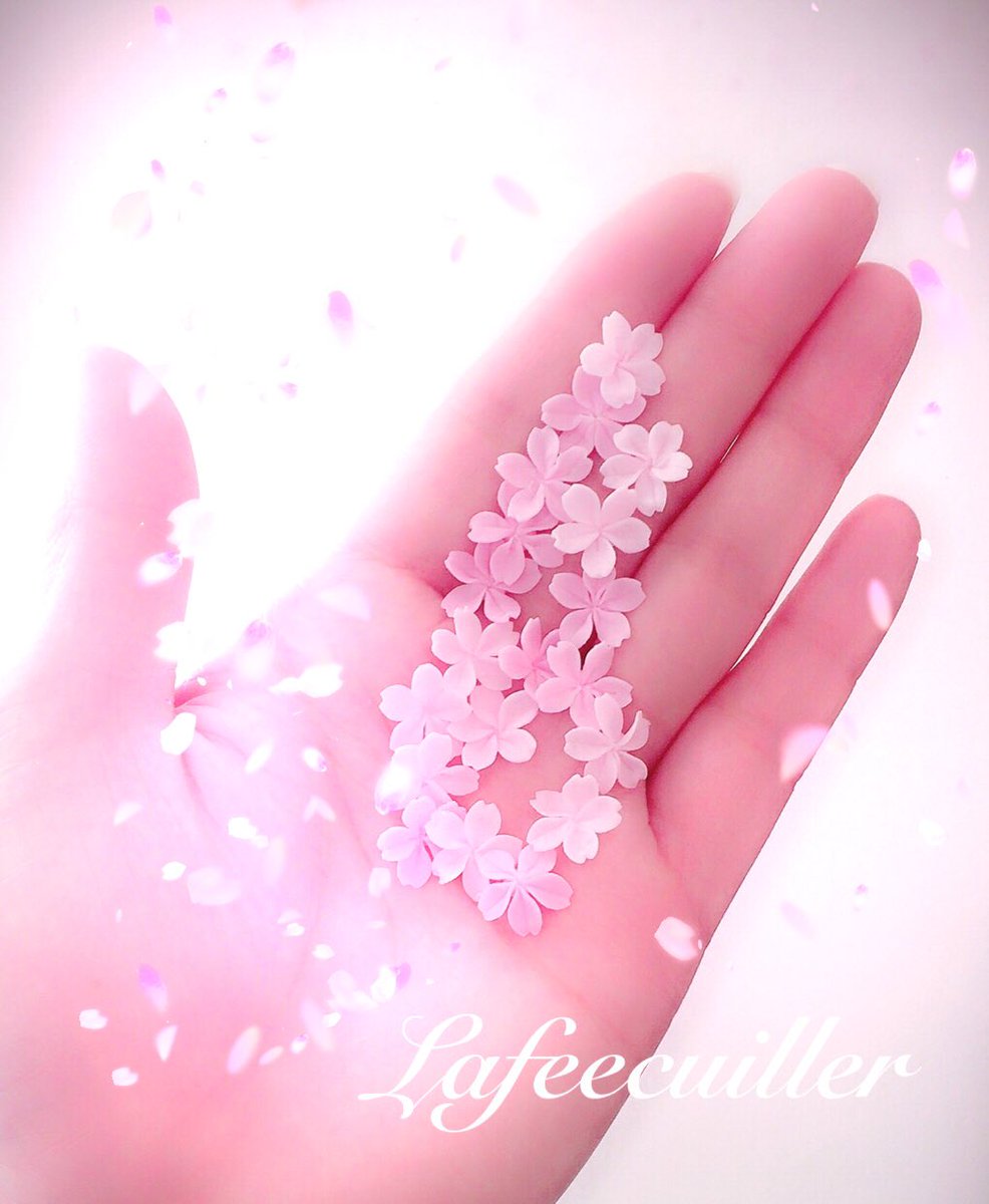 resin_bot's tweet photo. 春桜をイメージしたルージュを作りました
@lafeecuiller https://t.co/LWlY2aYE1f
