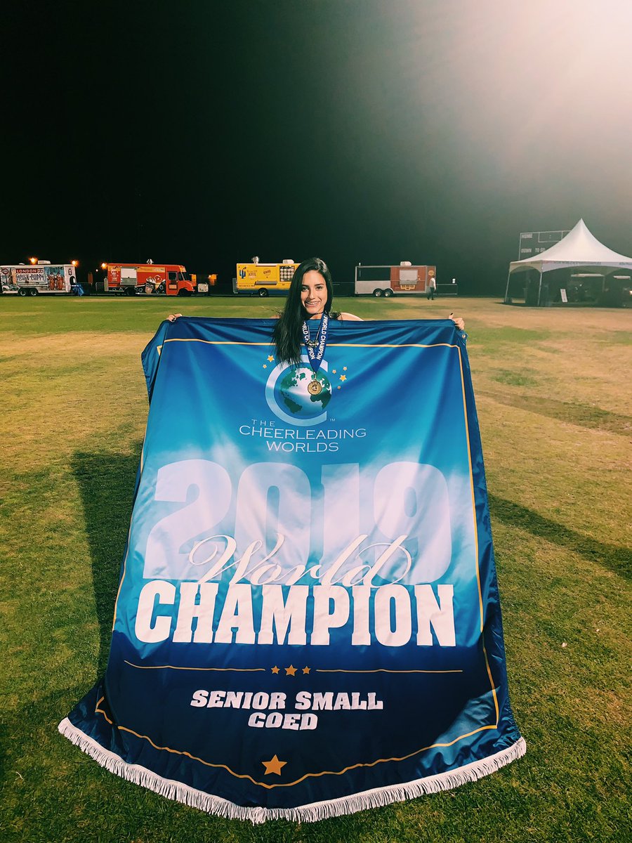 AlysaMares's tweet photo. MIDNIGHT IS UR 2019 WORLD CHAMPS💙💙🌍🌍 And now I’m finally free, see y’all at worlds 2020 :) https://t.co/Wb9ef5N207