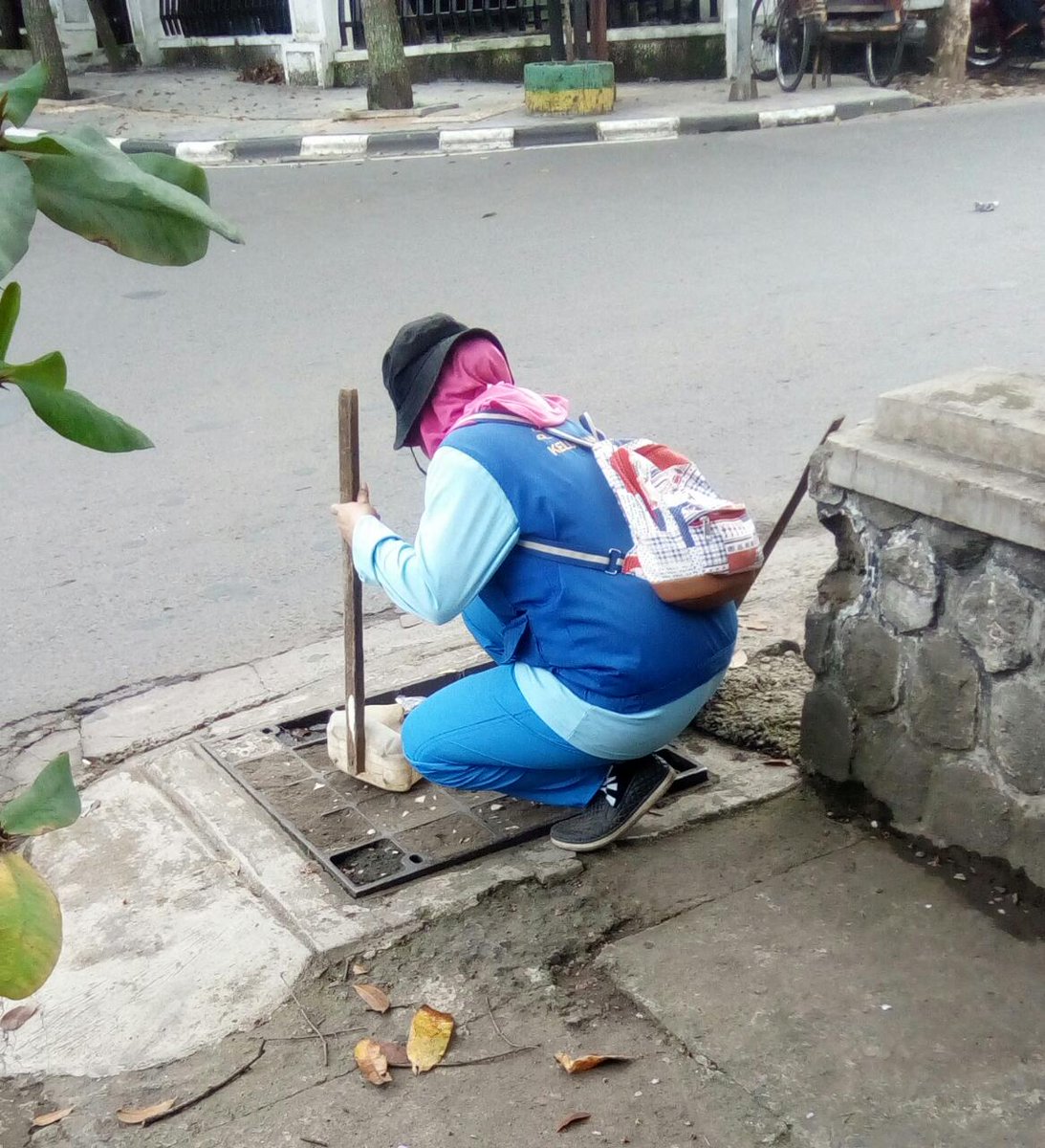 kel_cicadas's tweet photo. Giat gober pagi kelurahan cicadas
@mangoded_md @dlhkabbandung @pembdg @cibkid.tersenyum https://t.co/93W2C0Cktl