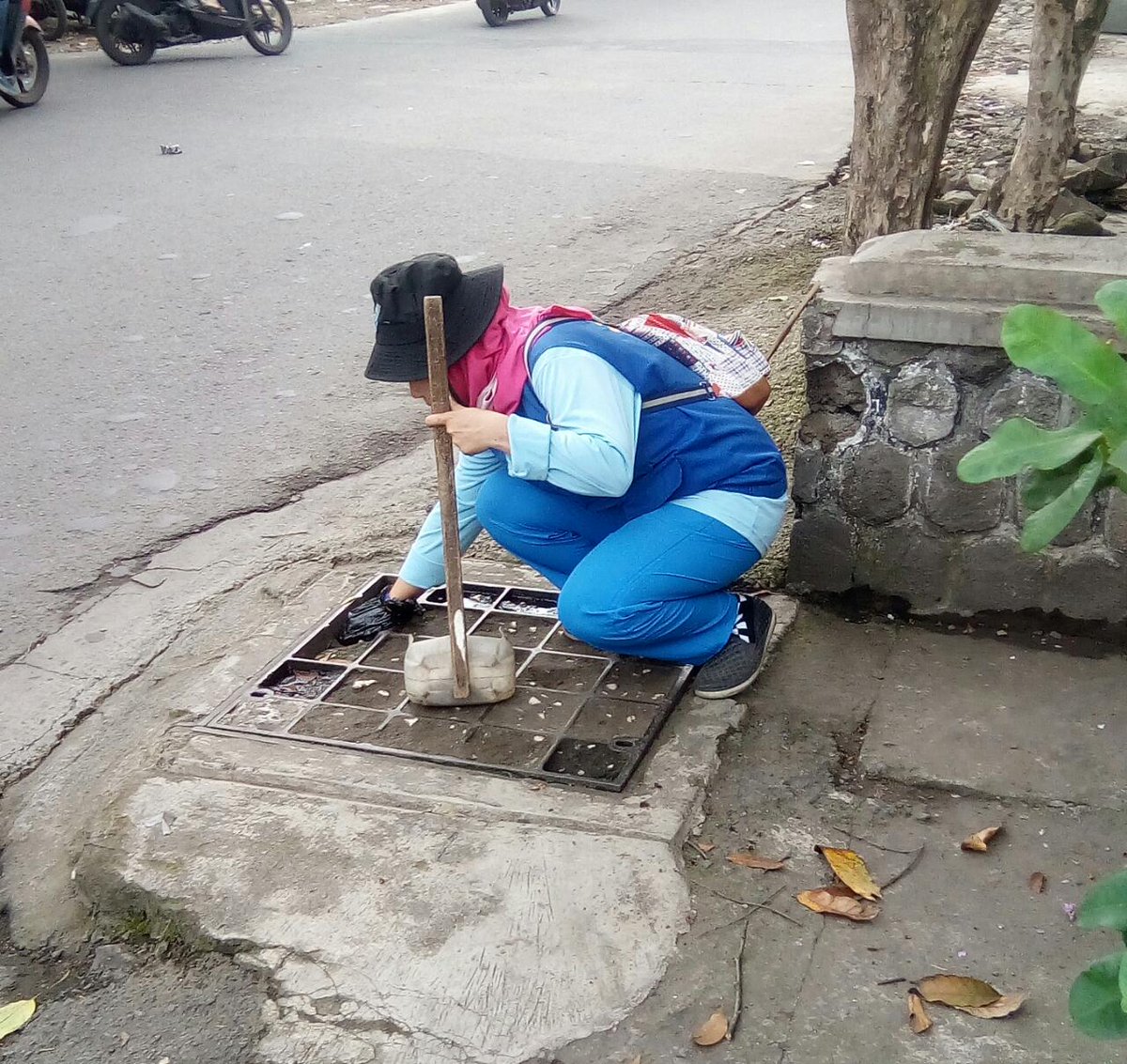 kel_cicadas's tweet photo. Giat gober pagi kelurahan cicadas
@mangoded_md @dlhkabbandung @pembdg @cibkid.tersenyum https://t.co/93W2C0Cktl