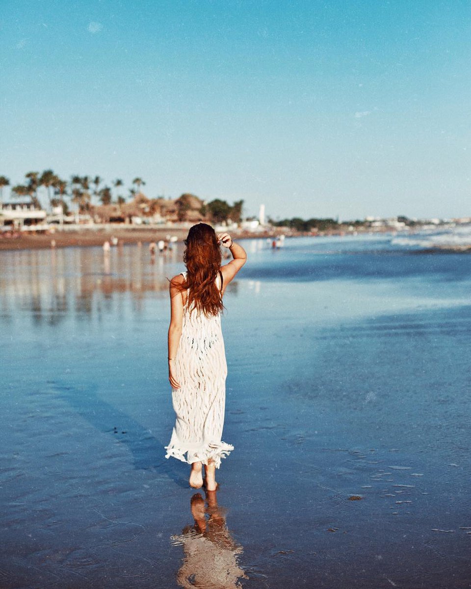 BaliGetawayID's tweet photo. Sudah siiap beraktivitas kembali di pagi yang cerah ini sahabat Bali Getaway? 
.
📸 @katherineaknight
.
#bali #baligetaway #balicili 
#balilivin #balibucketlist #balidaily #lovebali #thisisbali #thebaliguideline #balilife #balitrip #thebalibible #baligasm #promohotel #hotelmurah https://t.co/KgpZV0CWpz