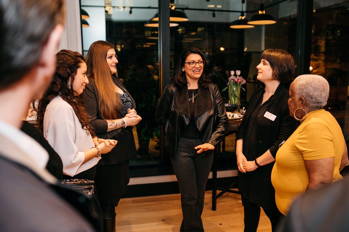 FundredProject's tweet image. .@Fundred Reserve Arts + Policy Reception making connections and inspiring change! @RepDanKildee @RashidaTlaib @FlintGate @cmcincy @kresgefdn @MITCoLab #endleadpoisoning 📸 @mariahphotog