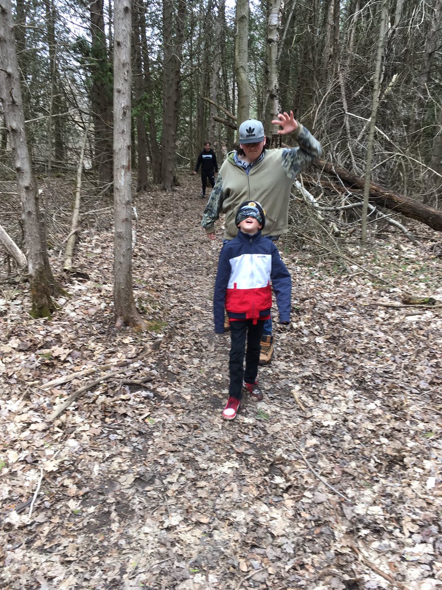 HDSBaccess's tweet image. ACCESS #Mustcats returned to #OutdoorEd &amp;amp; explored local swamplands, then tried a blindfolded leadership challenge. @HDSB_OEE #PuddleJumping