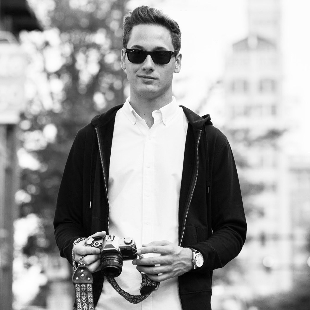 highlandduds's tweet photo. Don’t define your world in #blackandwhite because there is so much hiding amongst the #greys. #highlandduds #cleverclassiccool #newbrand #menswear #mensfashion #comingsoontoaclosetnearyou #liveyourlifeinHD https://t.co/nlsbql389R