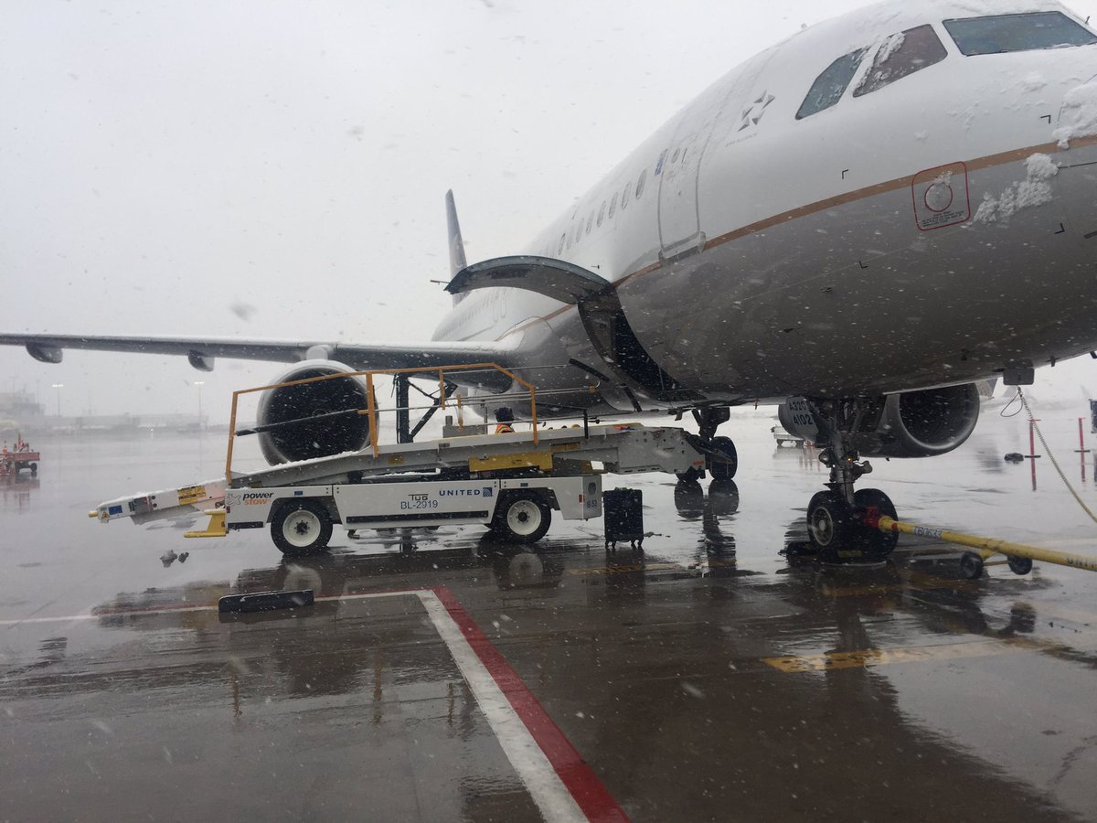 BrookeBidwell's tweet photo. Last snow of the month! Way to go crews! #WeAreUnited https://t.co/dGBj2vEf3v