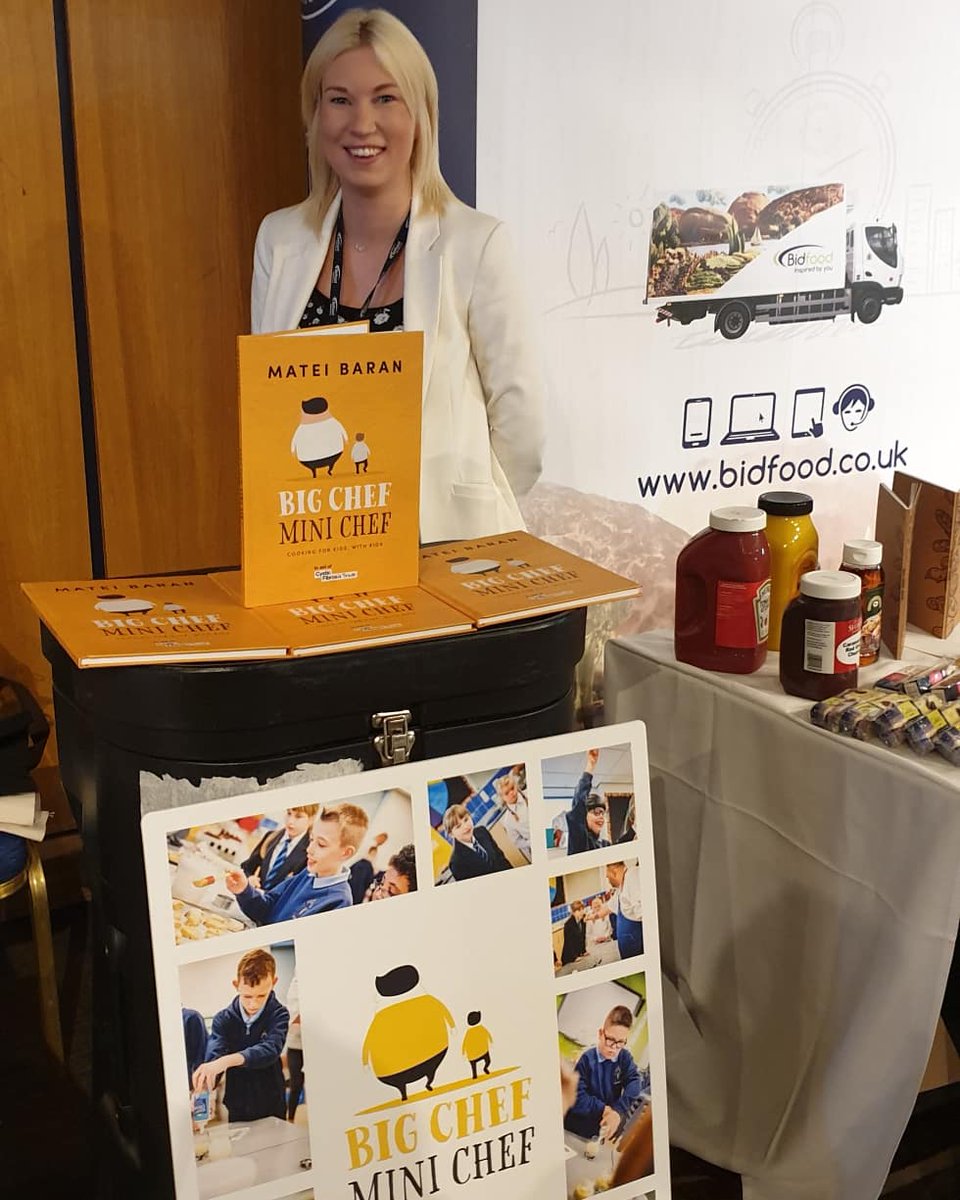 chefmateibaran's tweet image. @BigChefMiniChe2 at @NectaChef today ! Thank you @Delifresh @Sooty1966 Victoria Smith @BidfoodUK @Nic_KBL for support. #bigchefminichef #cysticfibrosis #cookingwithkidsforkids
