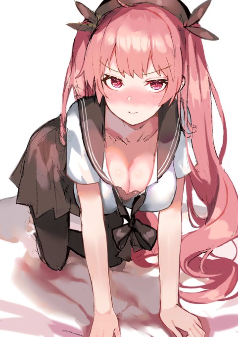 ホノルルちゃん描いてる
 #アズールレーン 