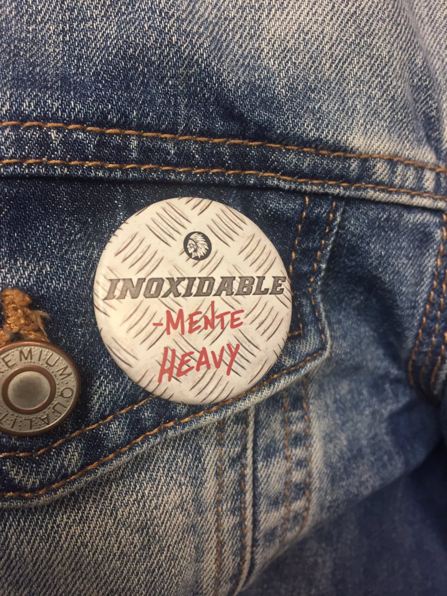 INOXIDABLELIBRO's tweet photo. Llega la primavera, y el momento de sacar pecho! Qué mejor que lucirlo #Inoxidable! Es el momento de que os demos la chapa con el gran libro del heavy metal español! ¿cómo? Búscalo en @apachelibros ! https://t.co/IWoCmdjCrk https://t.co/AHCzGxlpiQ https://t.co/Myg9GmYC4b