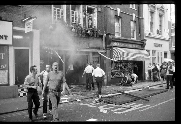 stonewalluk's tweet photo. 20 years ago today, and in a heartbreaking attack on our community, a bomb was detonated in the Admiral Duncan, killing 3 people and wounding many more. We continue our fight for acceptance without exception, in memory of those we lost on that day and in all attacks like these. https://t.co/gyflYyPMjC