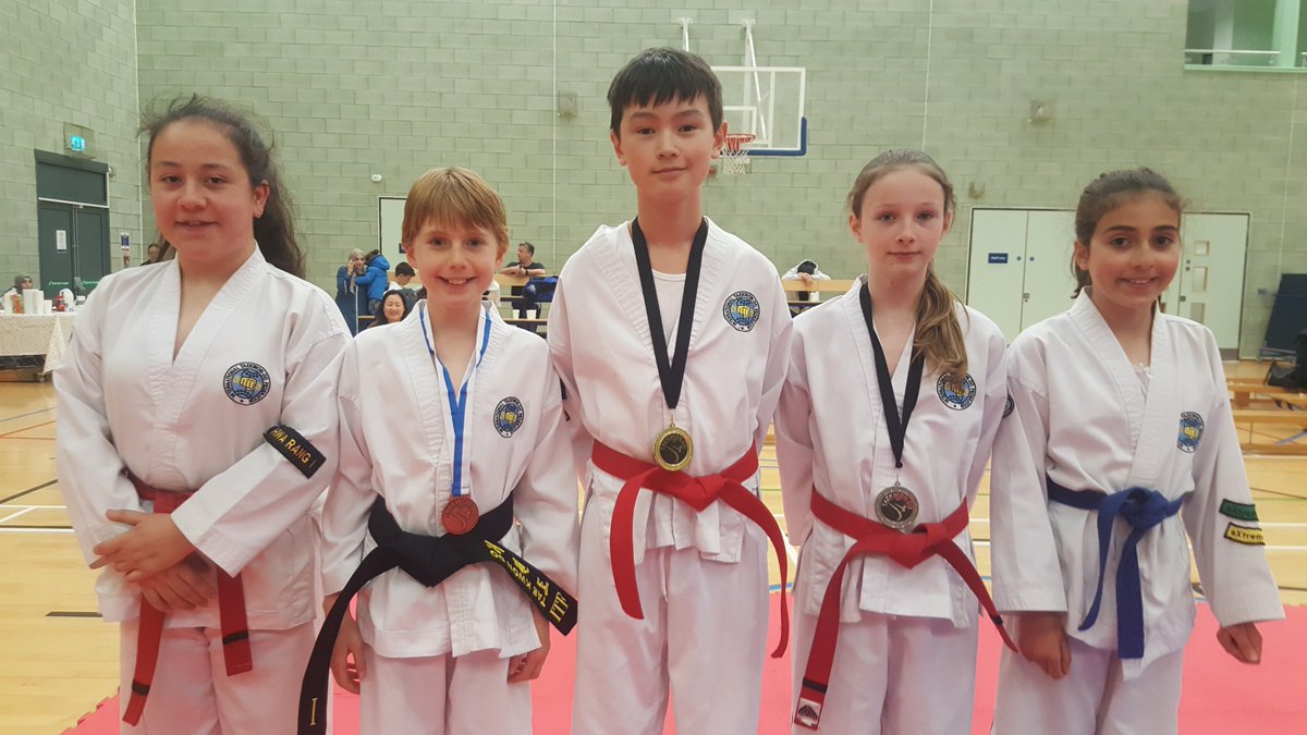 TKDinBrighton's tweet photo. Brilliant Mini Tournament this Saturday building experience & helping the Brighton & Hove kids to learn to win & lose! #Brighton #Hove #Taekwondo #BrightonMartialArts #MedalWinner #GoldMedal #KidsHaveFun #KidsHavingFun #BullyProofKid #MartialArts #Challengeyourself https://t.co/MfpUmbahff
