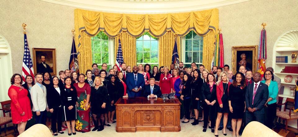 ZestlanSimmons's tweet image. Our first day of Washington Week was mind blowing and life changing. We had the opportunity to meet the President and celebrate @RodRobinsonRVA . @BookerMagnet @AlabamaDeptofEd @MPSAL #alnbct #spinningstrawintogold
#NTOY19 #ALTOY19 #NSTOY19