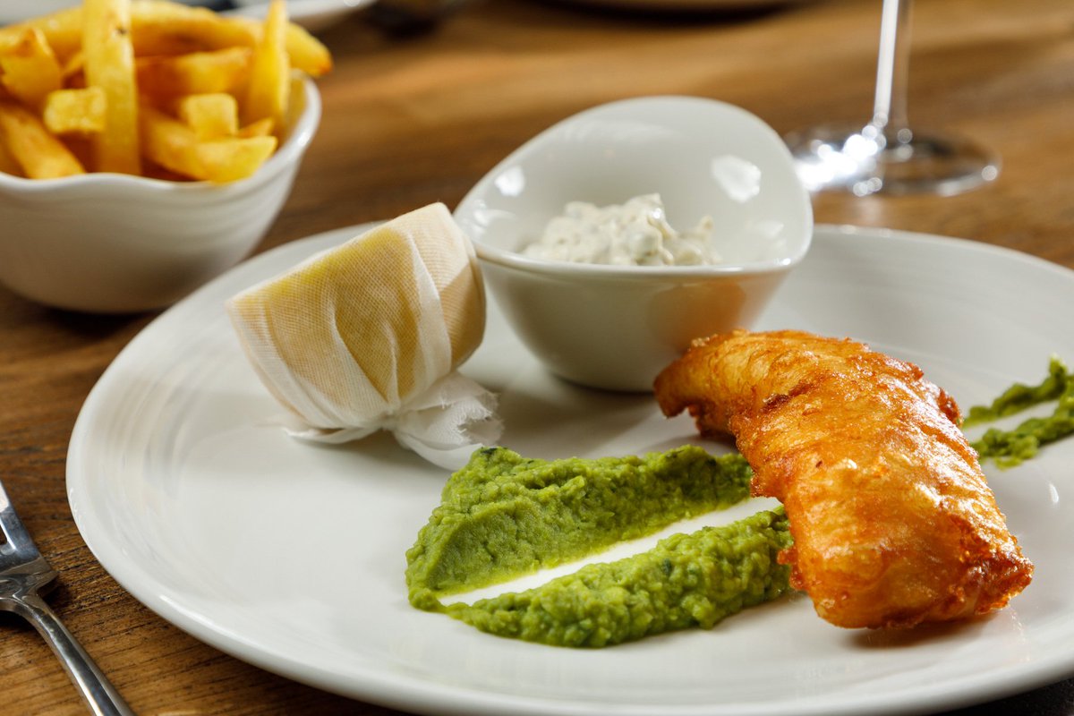 Did you know we have an amazing Early Evening menu available daily? 🤗 2-courses for €32.50pp and 3-courses for €38.50pp. View our Early Evening menu: sole.ie/menu/early-eve…