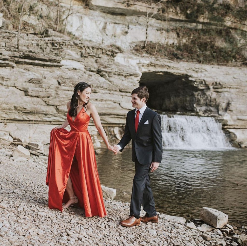 How much do I love waterfall engagements let me count the ways 😂