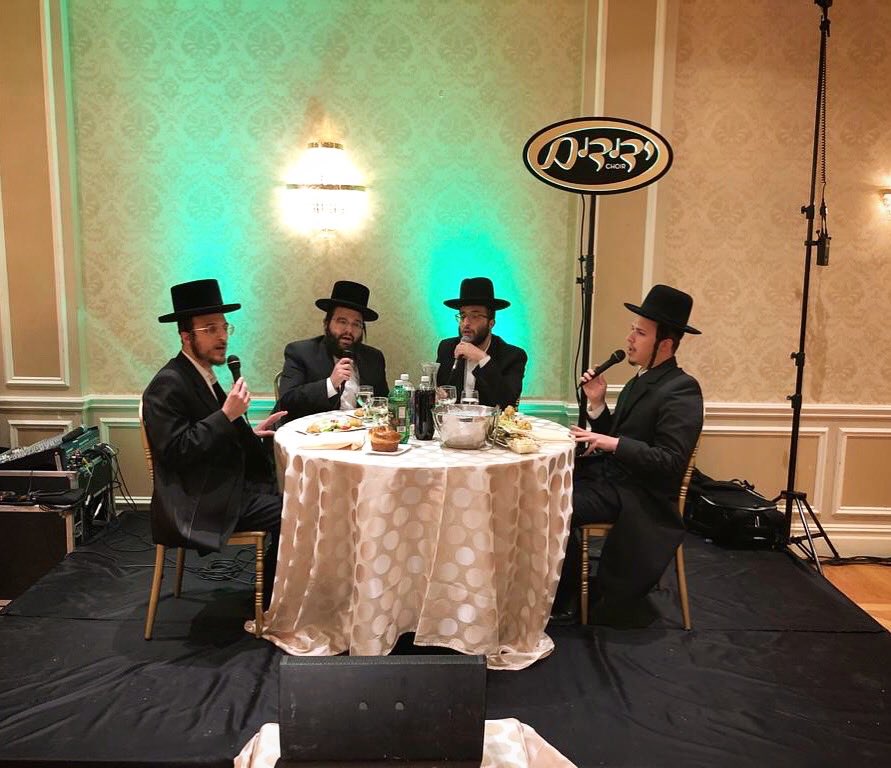 Yedidim Choir (@yedidimchoir) on Twitter photo #dinner in #BoroPark #sound by <a href="/dovi718/">dovi tessler</a> #sefira #nomusic #acapella #awesomeperformance #dinner in #BoroPark #sound by <a href="/dovi718/">dovi tessler</a> #sefira #nomusic #acapella #awesomeperformance
