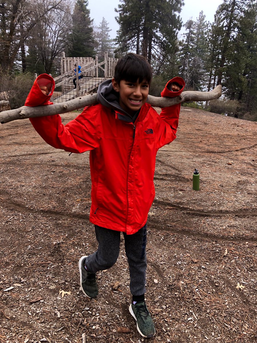 gardnerstschool's tweet photo. All buttoned up and ready to go on our day hike! #6miles #lookmomifoundmyjacket #iwishihadgloves #youwererightmom #fifthgradecamp #paliinstitute @Pali_Institute https://t.co/sj1t0NfH9e
