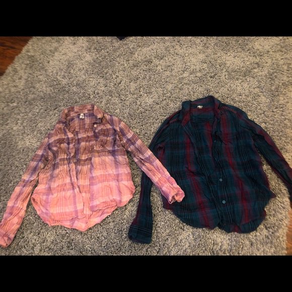 So good I had to share! Check out all the items I'm loving on <a href="/Poshmarkapp/">Poshmark</a> #poshmark #fashion #style #shopmycloset #loft #michaelmichaelkors #mudd: posh.mk/FaKLoS2IRT